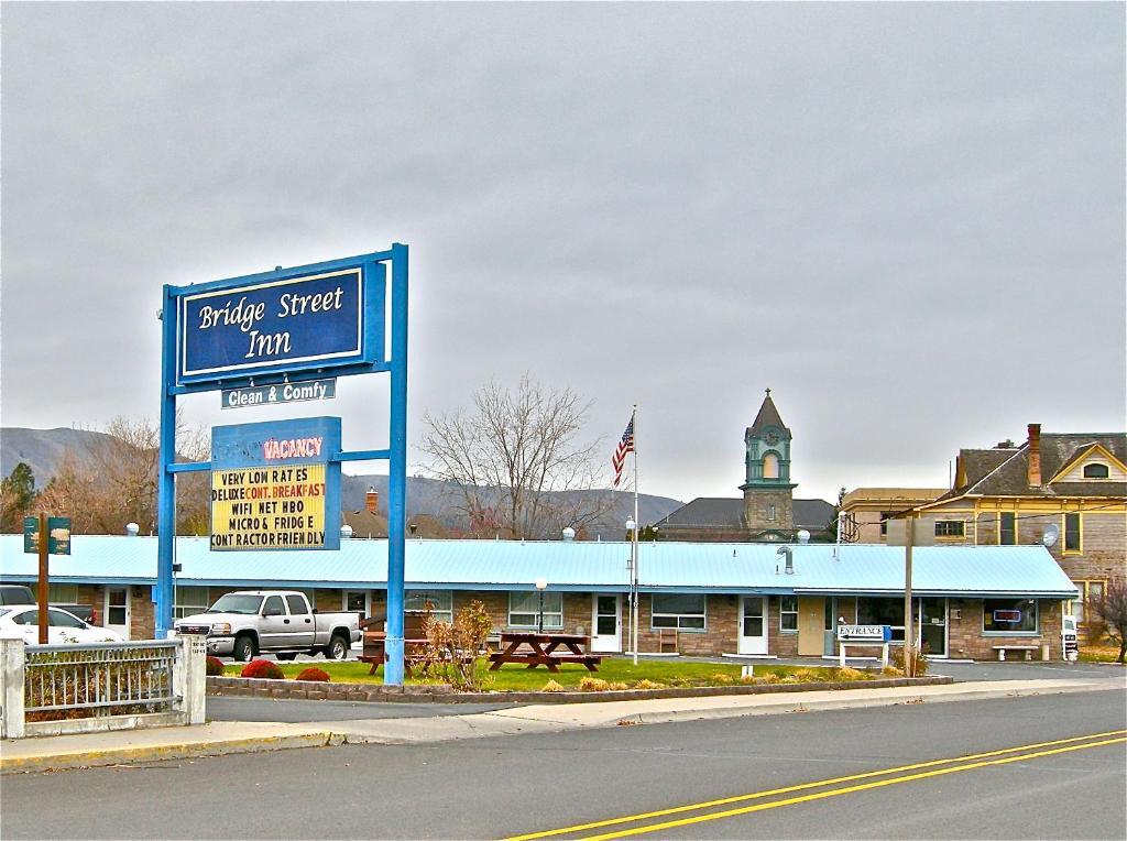 Bridge Street Inn Бейкър Сити Екстериор снимка
