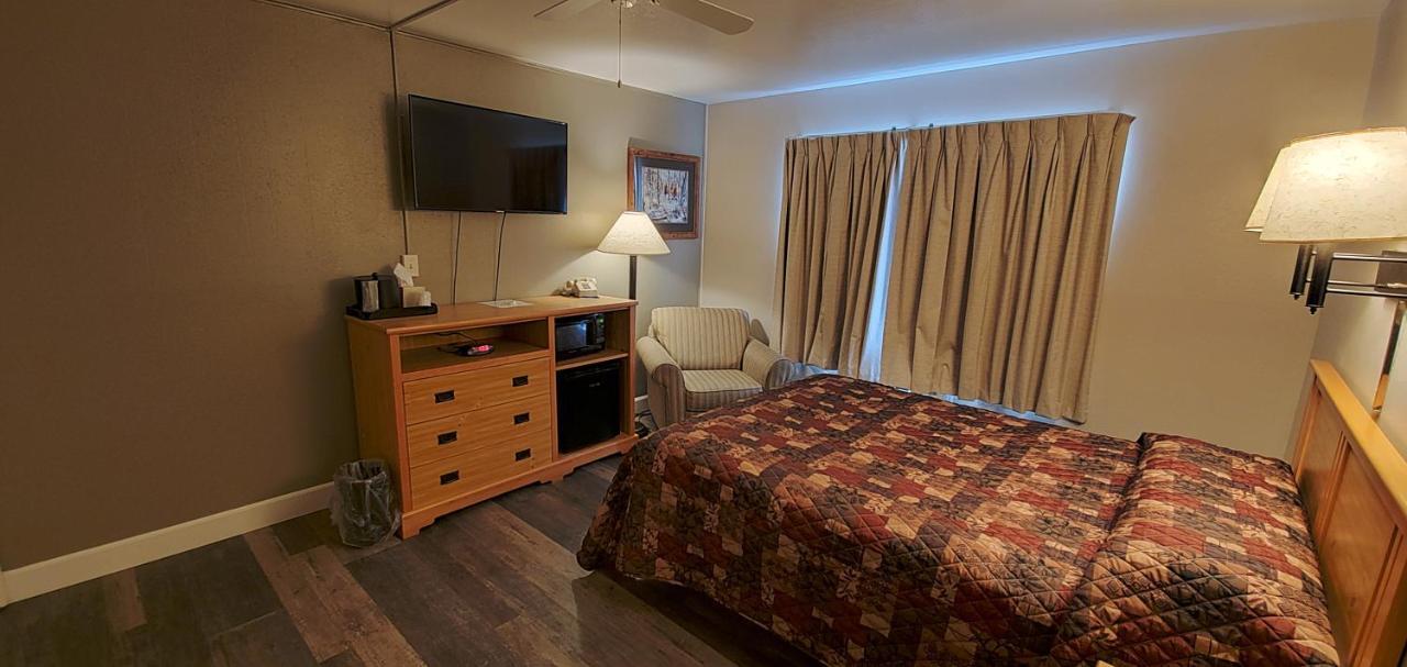 Bridge Street Inn Бейкър Сити Екстериор снимка
